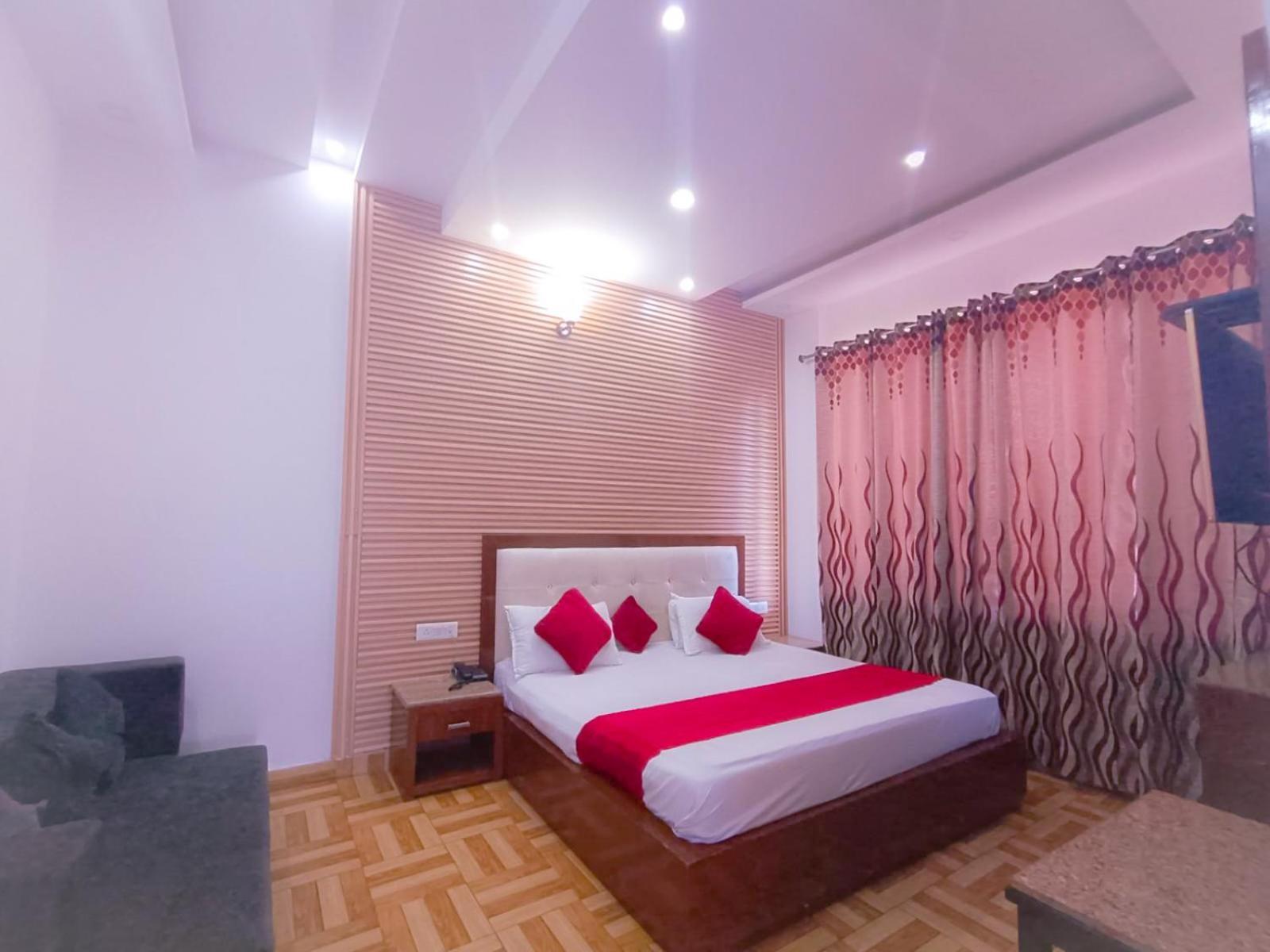 Hotel Snow Ark Inn, Dalhousie Εξωτερικό φωτογραφία